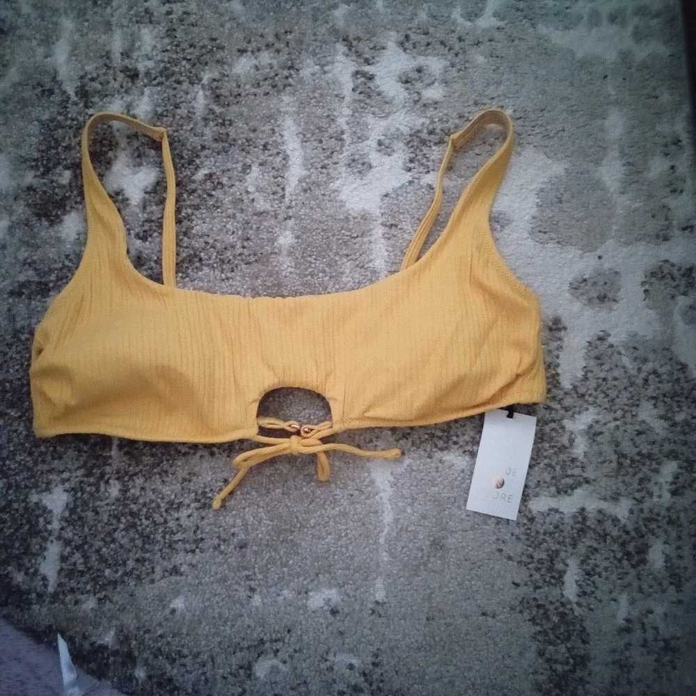 Shade & Shore Women's Yellow Ribbed Keyhole Front Bralett Swim Top